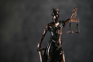 交通事故责任认定法律服务，事故责任划分、复核申请、证据固定、赔偿依据、责任争议代理、专业交通事故律师维权